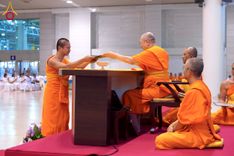 ภาพ No.232173:วันอาทิตย์ที่ 6 กรกฏาคม พ.ศ. 2568 พิธีมอบโล่เกียรติคุณ สวดธัมมจักกัปปวัตตนสูตร และรางวัลโครงการผู้นำแสงสว่างออนไลน์ ณ ห้องแก้วสารพัดนึก1 สภาธรรมกายสากล วัดพระธรรมกาย