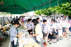 ภาพ No.184922:กิจกรรมวันรวมพลังเด็กดี V-Star ผู้นำฟื้นฟูศีลธรรมโลก กรุงเทพมหานคร ณ วัดมหาธาตุยุวราชรังสฤษฎิ์ราชวรมหาวิหาร กรุงเทพมหานคร ในวันที่ 13 ธันวาคม พ.ศ. 2567