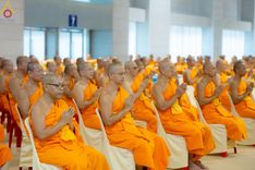 ภาพ No.146111:วันมหารำลึก ครั้งที่ 34 พิธีร่วมรำลึกถึงนักสร้างบารมีที่ล่วงลับไปแล้ว , พิธีสวดพระพุทธมนต์ ณ ห้องแก้วสารพัดนึก 1 วัดพระธรรมกาย วันเสาร์ที่ 27 กรกฎาคม พ.ศ. 2567