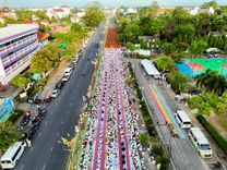 ภาพ No.235202:วันอาทิตย์ที่ 27 กรกฎาคม พ.ศ. 2568 พิธีตักบาตรพระ1,000 รูป ทำบุญเมืองพัทลุง ประธานสงฆ์ พระปริยัติวชิโรดม  เจ้าคณะจังหวัดพัทลุง ประธานฆราวาส นายรัฐศาสตร์ ชิดชู  ผู้ว่าราชการจังหวัดพัทลุง