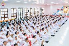 ภาพ No.237601:พิธีเจริญพระพุทธมนต์ ปฏิบัติธรรมเจริญสมาธิภาวนา และทำบุญตักบาตร ถวายพระราชกุศล เนื่องในโอกาสวันเฉลิมพระชนมพรรษา สมเด็จพระนางเจ้าสิริกิติ์ พระบรมราชินีนาถ พระบรมราชชนนีพันปีหลวง วันอังคารที่ 12 สิงหาคม พ.ศ. 2568  ณ อาคารปลูกศรัทธา 2 วัดพระธรรมกาย 