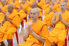 ภาพ No.240612:วันพุธที่ 27 สิงหาคม พ.ศ. 2568 พิธีปฏิบัติธรรมภาคสาย ในวันธรรมชัย ณ วัดพระธรรมกาย จ.ปทุมธานี