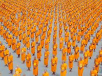 ภาพ No.182097:พระธรรมทายาทร่วมปฎิบัติธรรม รับฟังโอวาทจากหลวงพ่อทัตตชีโว และถ่ายภาพหมู่ประวัติศาสตร์ ณ ลานธรรมพระมหาธรรมกายเจดีย์  วัดพระธรรมกาย ในโครงการอุปสมบท บูชาธรรมมหาปูชนียาจารย์ วันที่ 13 ธันวาคม พ.ศ. 2567