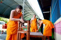 ภาพ No.234340:วันพฤหัสบดีที่ 24 กรกฎาคม พ.ศ. 2568 พิธีถวายสังฆทานแก่คณะสงฆ์ 323 วัด , พิธีมอบกองทุนหนุนแรงใจช่วยครูใต้ , พิธีทำบุญส่วนกุศลแด่ผู้วายชนม์ ในเหตุการณ์ความไม่สงบ 4 จังหวัด ชายแดนภาคใต้ (ปัตตานี , ยะลา , นราธิวาส , สงขลา) ปีที่ 21 ครั้งที่ 179 ณ วัดเวฬุวัน 