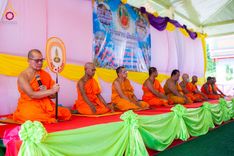 ภาพ No.178486:พิธีทอดกฐิน ณ วัดฟากทุ่ง ต.โนนพลวง อ.ลานกระบือ จ.กำแพงเพชร ในโครงการทอดกฐินสามัคคีทั่วไทย 30,000 วัด บูชาธรรม 80 ปี หลวงพ่อธัมมชโย โดยคณะศิษยานุศิษย์วัดพระธรรมกาย วันที่ 14 พฤศจิกายน พ.ศ. 2567