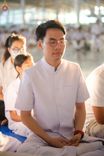 ภาพ No.158905:พิธีตักบาตร ในวันอาทิตย์ต้นเดือน วันที่ 6 ตุลาคม พ.ศ. 2567 ณ สภาธรรมกายสากล วัดพระธรรมกาย