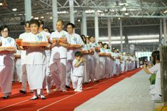 ภาพ No.26616:ประมวลภาพพิธีทอดกฐินวัดพระธรรมกาย ประจำปี พ.ศ. 2559