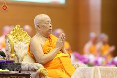 ภาพ No.185303:พิธีถวายมหาสังฆทาน 1,000 วัด ในวาระอายุวัฒนมงคล 84 ปี หลวงพ่อทัตตชีโว วันอาทิตย์ที่ 22 ธันวาคม พ.ศ. 2567 ณ สภาธรรมกายสากล วัดพระธรรมกาย