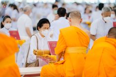 ภาพ No.80572:พิธีถวายทุนสนับสนุนการสร้าง พระไตรปิฎกฉบับธรรมชัย วันเสาร์ที่ 29 เมษายน พ.ศ. 2566 ณ สภาธรรมกายสากล วัดพระธรรมกาย