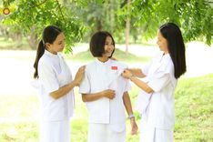 ภาพ No.152436:พิธีมอบสไบแก้ว โครงการอบรมอุบาสิกาแก้วจังหวัดบุรีรัมย์รุ่นที่ 1 วันที่ 6-8 กันยายน พ.ศ. 2567