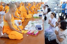 ภาพ No.230438:วันที่ 28 มิถุนายน พ.ศ. 2568 พิธีถวายภัตตาหารเมนูสวรรค์ เพื่อการบรรลุธรรม ณ หอฉันคุณยายอาจารย์ฯ วัดพระธรรมกาย