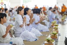 ภาพ No.162149:พิธีถวายภัตตาหารเมนูสวรรค์ เนื่องในวันออกพรรษา (ขึ้น 15 ค่ำ เดือน 11) วันพฤหัสบดีที่ 17 ตุลาคม พ.ศ. 2567 ณ หอฉันคุณยายอาจารย์ฯ วัดพระธรรมกาย