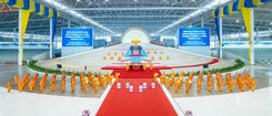 ภาพ No.88156:พิธีมุทิตาสักการะ เปรียญธรรม 9,6,3 และบาลีศึกษา 6,3  พิธีมอบดวงแก้วสามเณรทรงบาลีไวยากรณ์ วันอาทิตย์ 17 กันยายน พ.ศ. 2566 ณ สภาธรรมกายสากล วัดพระธรรมกาย
