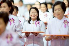 ภาพ No.240814:วันพุธที่ 27 สิงหาคม พ.ศ. 2568 พิธีทอดผ้าป่าเพื่อสร้างอาคาร  82 ปี หลวงพ่อธัมมชโย สมทบกฐินวัดพระธรรมกาย และกฐิน 30,000 วัดทั่วประเทศ ครั้งที่ 1