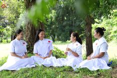 ภาพ No.152435:พิธีมอบสไบแก้ว โครงการอบรมอุบาสิกาแก้วจังหวัดบุรีรัมย์รุ่นที่ 1 วันที่ 6-8 กันยายน พ.ศ. 2567