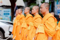 ภาพ No.239198:วันอาทิตย์ที่ 17 สิงหาคม พ.ศ. 2568 พิธีอัญเชิญรูปเหมือนพระมงคลเทพมุนี (สด จันทสโร) ณ ศาลากลางจังหวัดเลย ถึงลานพญานาค สวนสาธารณะกุดป่อง อ.เมือง จ.เลย