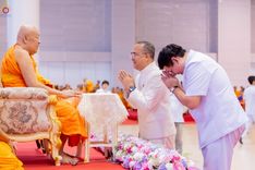 ภาพ No.236370:วันที่ 3 สิงหาคม พ.ศ. 2568 พิธีถวายมหาสังฆทานคณะสงฆ์ 2,000 กว่าวัดทั่วประเทศ ปีที่ 25 , พิธีถวายไทยธรรมคณะสงฆ์ 323 วัด 4 จังหวัดชายแดนภาคใต้ ณ วัดพระธรรมกาย