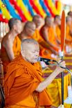 ภาพ No.189306:พิธีทอดผ้าป่าทำนุบำรุงศาสนสถาน ในโครงการธรรมยาตรา กตัญญูบูชา มหาปูชนียาจารย์ พระมงคลเทพมุนี(สด จนฺทสโร) พระผู้ปราบมาร อนุสรณ์สถาน 7 แห่ง ปีที่ 13 ณ วัดใหม่นพรัตน์  ต.เนินพระปรางค์ อ.สองพี่น้อง จ.สุพรรณบุรี วันที่ 5 มกราคม พ.ศ. 2568