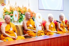 ภาพ No.238815:วันเสาร์ที่ 16 สิงหาคม พ.ศ. 2568 งานบุญประจำปี ครั้งที่ 20 พิธีทักษิณานุปทานแด่บรรพชน ตระกูลผ่องสวัสดิ์และหมู่ญาติที่ล่วงลับไปแล้ว ณ พระมหาเจดีย์ทัตตชีโว ศูนย์อบรมเยาวชนกาญจนบุรี