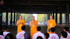 ภาพ No.208259:V.55 สารพัดV สารพัดดี ที่วัดพระธรรมกาย ในโครงการธรรมยาตรา กตัญญูบูชา มหาปูชนียาจารย์ พระมงคลเทพมุนี (สด จนฺทสโร) พระผู้ปราบมาร อนุสรณ์สถาน 7 แห่ง ปีที่ 13 ระหว่างวันที่ 2-31 มกราคม พ.ศ. 2568