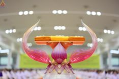 ภาพ No.251254:วันที่ 10 ตุลาคม พ.ศ. 2568 พิธีปฏิบัติธรรม ในวันคล้ายวันเกิด 141 ปี พระมงคลเทพมุนี (สด จนฺทสโร) พระผู้ปราบมาร ณ สภาธรรมกายสากล วัดพระธรรมกาย