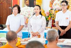 ภาพ No.234503:วันพฤหัสบดีที่ 24 กรกฎาคม พ.ศ. 2568 พิธีถวายสังฆทานแก่คณะสงฆ์ 323 วัด , พิธีมอบกองทุนหนุนแรงใจช่วยครูใต้ , พิธีทำบุญส่วนกุศลแด่ผู้วายชนม์ ในเหตุการณ์ความไม่สงบ 4 จังหวัด ชายแดนภาคใต้ (ปัตตานี , ยะลา , นราธิวาส , สงขลา) ปีที่ 21 ครั้งที่ 179 ณ วัดเวฬุวัน 