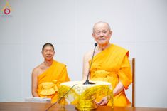 ภาพ No.222664:วันที่ 23 เมษายน พ.ศ. 2568 หลวงพ่อทัตตชีโวต้อนรับคณะสงฆ์เนปาล ณ อาคาร 100 ปี คุณยายมหารัตนอุบาสิกาจันทร์ ขนนกยูง วัดพระธรรมกาย