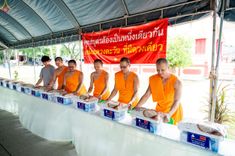 ภาพ No.234331:วันพฤหัสบดีที่ 24 กรกฎาคม พ.ศ. 2568 พิธีถวายสังฆทานแก่คณะสงฆ์ 323 วัด , พิธีมอบกองทุนหนุนแรงใจช่วยครูใต้ , พิธีทำบุญส่วนกุศลแด่ผู้วายชนม์ ในเหตุการณ์ความไม่สงบ 4 จังหวัด ชายแดนภาคใต้ (ปัตตานี , ยะลา , นราธิวาส , สงขลา) ปีที่ 21 ครั้งที่ 179 ณ วัดเวฬุวัน 