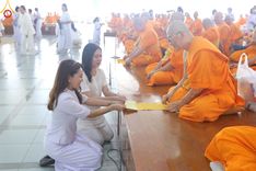 ภาพ No.162192:พิธีถวายภัตตาหารเมนูสวรรค์ เนื่องในวันออกพรรษา (ขึ้น 15 ค่ำ เดือน 11) วันพฤหัสบดีที่ 17 ตุลาคม พ.ศ. 2567 ณ หอฉันคุณยายอาจารย์ฯ วัดพระธรรมกาย