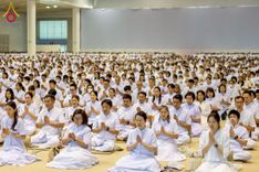 ภาพ No.232088:วันอาทิตย์ที่ 6 กรกฏาคม พ.ศ. 2568 พิธีตักบาตร ข้าวสารอาหารแห้ง  พิธีบูชาข้าวพระ สัมมนาพิเศษราชเหล็ก ณ สภาธรรมกายสากล วัดพระธรรมกาย