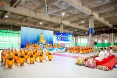 ภาพ No.235317:วันที่ 27 กรกฎาคม พ.ศ. 2568 พิธีตักบาตรฉลองพระใหม่ โครงการบรรพชาและอุปสมบทมู่รุ่นเข้าพรรษา ณ วัดพระธรรมกาย