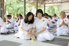 ภาพ No.152395:พิธีมอบสไบแก้ว โครงการอบรมอุบาสิกาแก้วจังหวัดบุรีรัมย์รุ่นที่ 1 วันที่ 6-8 กันยายน พ.ศ. 2567