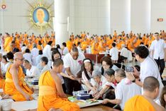 ภาพ No.231914:วันที่ 5 กรกฎาคม พ.ศ. 2568 พิธีถวายภัตตาหารเมนูสวรรค์ เพื่อการบรรลุธรรม ณ หอฉันคุณยายอาจารย์ฯ วัดพระธรรมกาย