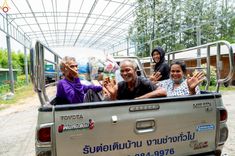 ภาพ No.235517:วันที่ 30-31 กรกฎาคม พ.ศ. 2568 วัดพระธรรมกาย มูลนิธิธรรมกาย ร่วมกับศูนย์ส่งเสริมศีลธรรมจังหวัดสุรินทร์ เปิดศูนย์พักพิงชั่วคราวเพื่อช่วยเหลือประชาชน ผู้อพยพจากเหตุปะทะกันตามแนวชายแดน ไทย-กัมพูชา ตั้งแต่วันที่ 24 กรกฎาคม พ.ศ.2568 เป็นต้นไป