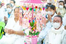 ภาพ No.195671:พิธีทอดผ้าป่าทำนุบำรุงศาสนสถาน ณ วัดคู้สลอดวุฒิโสภณ ต.คู้สลอด อ.ลาดบัวหลวง จ.พระนครศรีอยุธยา ในโครงการธรรมยาตรา กตัญญูบูชา มหาปูชนียาจารย์ พระมงคลเทพมุนี(สด จนฺทสโร) พระผู้ปราบมาร อนุสรณ์สถาน 7 แห่ง ปีที่ 13 วันที่ 13 มกราคม พ.ศ. 2568
