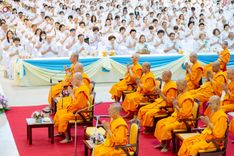 ภาพ No.251232:วันที่ 10 ตุลาคม พ.ศ. 2568 พิธีปฏิบัติธรรม ในวันคล้ายวันเกิด 141 ปี พระมงคลเทพมุนี (สด จนฺทสโร) พระผู้ปราบมาร ณ สภาธรรมกายสากล วัดพระธรรมกาย