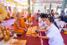 ภาพ No.172577:พิธีทอดกฐิน วัดศรีบุญเรือง จ.สกลนคร ในโครงการกฐินสามัคคีทั่วไทย 30,000 วัด บูชาธรรม 80 ปี หลวงพ่อธัมมชโย โดยคณะศิษยานุศิษย์วัดพระธรรมกาย วันที่ 25 ตุลาคม พ.ศ. 2567