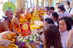 ภาพ No.256104:วันที่ 8 ตุลาคม พ.ศ. 2568 พิธีทอดกฐินสามัคคีทั่วไทย 30,000 วัด โดยคณะศิษยานุศิษย์ บูชาธรรม 81 ปี หลวงพ่อธัมมชโย ณ วัดหนามแดง อ.บางพลี จ.สมุทรปราการ