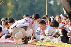 ภาพ No.208088:V.55 สารพัดV สารพัดดี ที่วัดพระธรรมกาย ในโครงการธรรมยาตรา กตัญญูบูชา มหาปูชนียาจารย์ พระมงคลเทพมุนี (สด จนฺทสโร) พระผู้ปราบมาร อนุสรณ์สถาน 7 แห่ง ปีที่ 13 ระหว่างวันที่ 2-31 มกราคม พ.ศ. 2568
