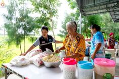 ภาพ No.235442:วันที่ 30-31 กรกฎาคม พ.ศ. 2568 วัดพระธรรมกาย มูลนิธิธรรมกาย ร่วมกับศูนย์ส่งเสริมศีลธรรมจังหวัดสุรินทร์ เปิดศูนย์พักพิงชั่วคราวเพื่อช่วยเหลือประชาชน ผู้อพยพจากเหตุปะทะกันตามแนวชายแดน ไทย-กัมพูชา ตั้งแต่วันที่ 24 กรกฎาคม พ.ศ.2568 เป็นต้นไป