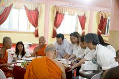 ภาพ No.257120:วันที่ 17 ตุลาคม พ.ศ. 2568 พิธีทอดกฐินสามัคคีทั่วไทย 30,000 วัด โดยคณะศิษยานุศิษย์ บูชาธรรม 81 ปี หลวงพ่อธัมมชโย ณ วัดใหม่คูเมือง อ.เดิมบางนางบวช จ.สุพรรณบุรี