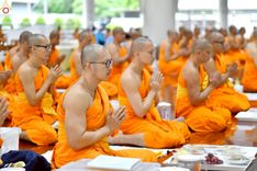 ภาพ No.230372:วันที่ 28 มิถุนายน พ.ศ. 2568 พิธีถวายภัตตาหารเมนูสวรรค์ เพื่อการบรรลุธรรม ณ หอฉันคุณยายอาจารย์ฯ วัดพระธรรมกาย