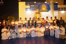 ภาพ No.78244:พิธีจุดประทีปและเวียนประทักษิณถวายเป็นพุทธบูชา ในโครงการบรรพชาสามเณรหมู่ ณ ลุมพินีวัน ประเทศเนปาล  วันที่ 16 มีนาคม พ.ศ. 2566