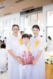 ภาพ No.239384:วันอาทิตย์ที่ 17 สิงหาคม พ.ศ. 2568 พิธีกดปุ่มอัญเชิญรูปเหมือน พระมงคลเทพมุนี (สด จันทสโร)  ณ มหาวิหารแก้วพระมงคลเทพมุนี  ศูนย์ปฏิบัติธรรมแก้วเมืองเลย