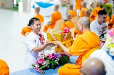 ภาพ No.235309:วันที่ 27 กรกฎาคม พ.ศ. 2568 พิธีตักบาตรฉลองพระใหม่ โครงการบรรพชาและอุปสมบทมู่รุ่นเข้าพรรษา ณ วัดพระธรรมกาย