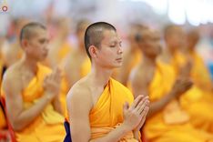 ภาพ No.236051:วันที่ 3 สิงหาคม พ.ศ. 2568 พิธีบูชาข้าวพระ ณ สภาธรรมกายสากล วัดพระธรรมกาย