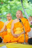 ภาพ No.144263:พิธีตักบาตรพระใหม่  โครงการบรรพชาอุปสมบทหมู่ ธรรมทายาทนานาชาติ (ภาษาจีน) ณ อาคารโถงช้าง วัดพระธรรมกาย วันอาทิตย์ที่ 14 กรกฎาคม พ.ศ. 2567