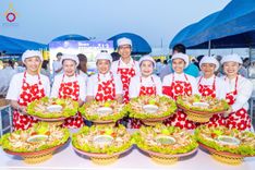 ภาพ No.200182:พิธีถวายภัตตาหารเป็นสังฆทาน แด่พระธรรมยาตรา ณ อนุสรณ์สถานบางปลา วัดบางปลา อำเภอบางเลน จังหวัดนครปฐม ในโครงการธรรมยาตรา กตัญญูบูชา มหาปูชนียาจารย์ พระมงคลเทพมุนี(สด จนฺทสโร) พระผู้ปราบมาร อนุสรณ์สถาน 7 แห่ง ปีที่ 13 วันที่ 23 มกราคม พ.ศ. 2568