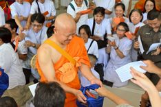 ภาพ No.223813:วันอาทิตย์ที่ 11 พฤษภาคม พ.ศ. 2568 พิธีอุปสมบทสามเณรเปรียญธรรมอุปสมบทอุทิศชีวิต 9 รูป อุบาสก 1 ท่าน ณ อุโบสถพระไตรปิฏกวัดพระธรรมกาย