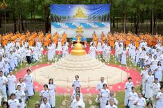 ภาพ No.238317:วันเสาร์ที่ 9 สิงหาคม พ.ศ. 2568 พิธีกลั่นแผ่นดิน โปรยทราย และจุดประทีปถวายเป็นพุทธบูชา จ.ระยอง สถาปนาองค์พระเจดีย์เพื่อสร้างสันติภาพโลก ณ ศูนย์ปฏิบัติธรรมระยอง(บ้านช่องลม) ต.บางบุตร อ.บ้านค่าย จ.ระยอง